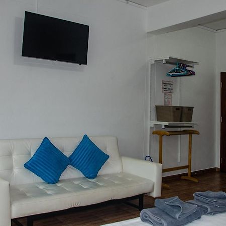Allstar Guesthouse Karon Ngoại thất bức ảnh