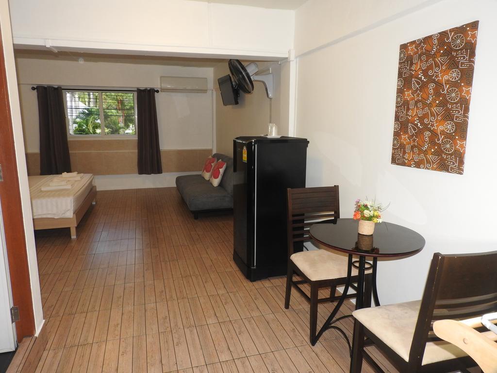 Allstar Guesthouse Karon Ngoại thất bức ảnh