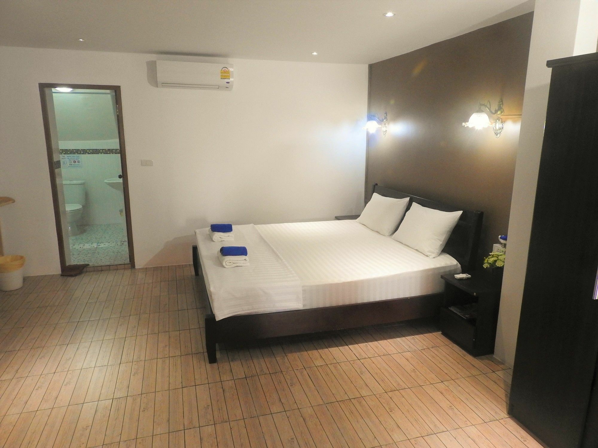 Allstar Guesthouse Karon Ngoại thất bức ảnh
