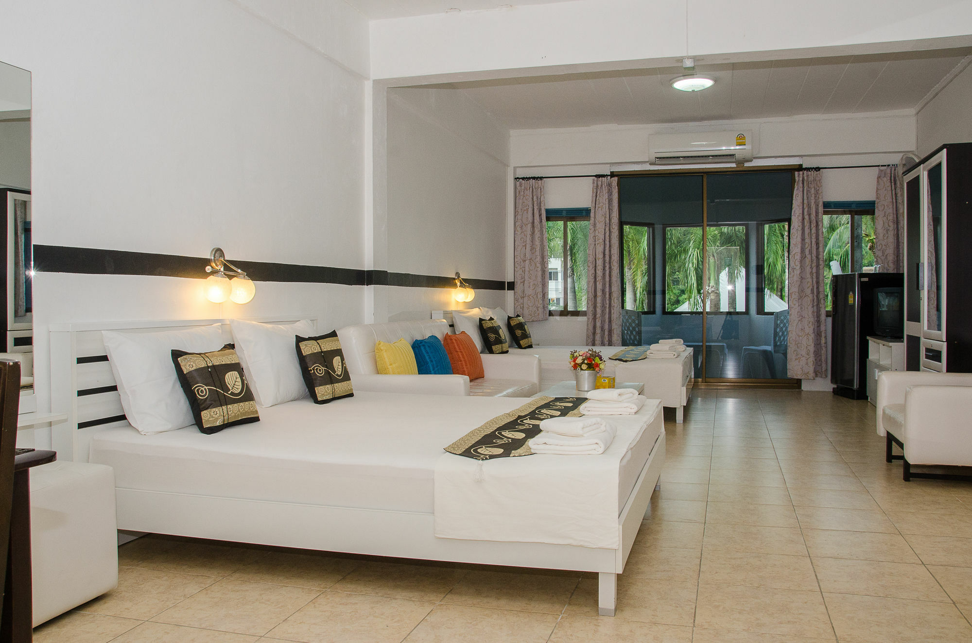 Allstar Guesthouse Karon Ngoại thất bức ảnh