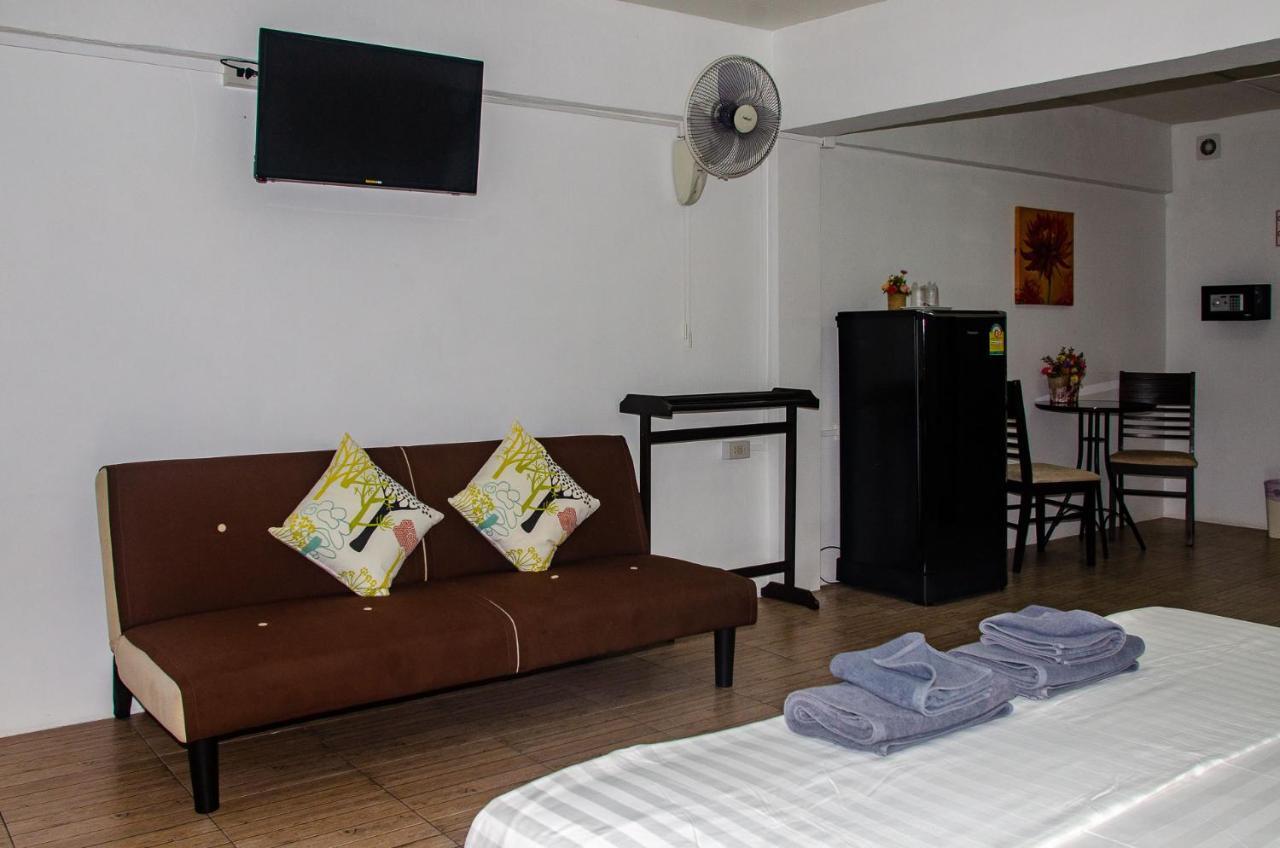 Allstar Guesthouse Karon Ngoại thất bức ảnh
