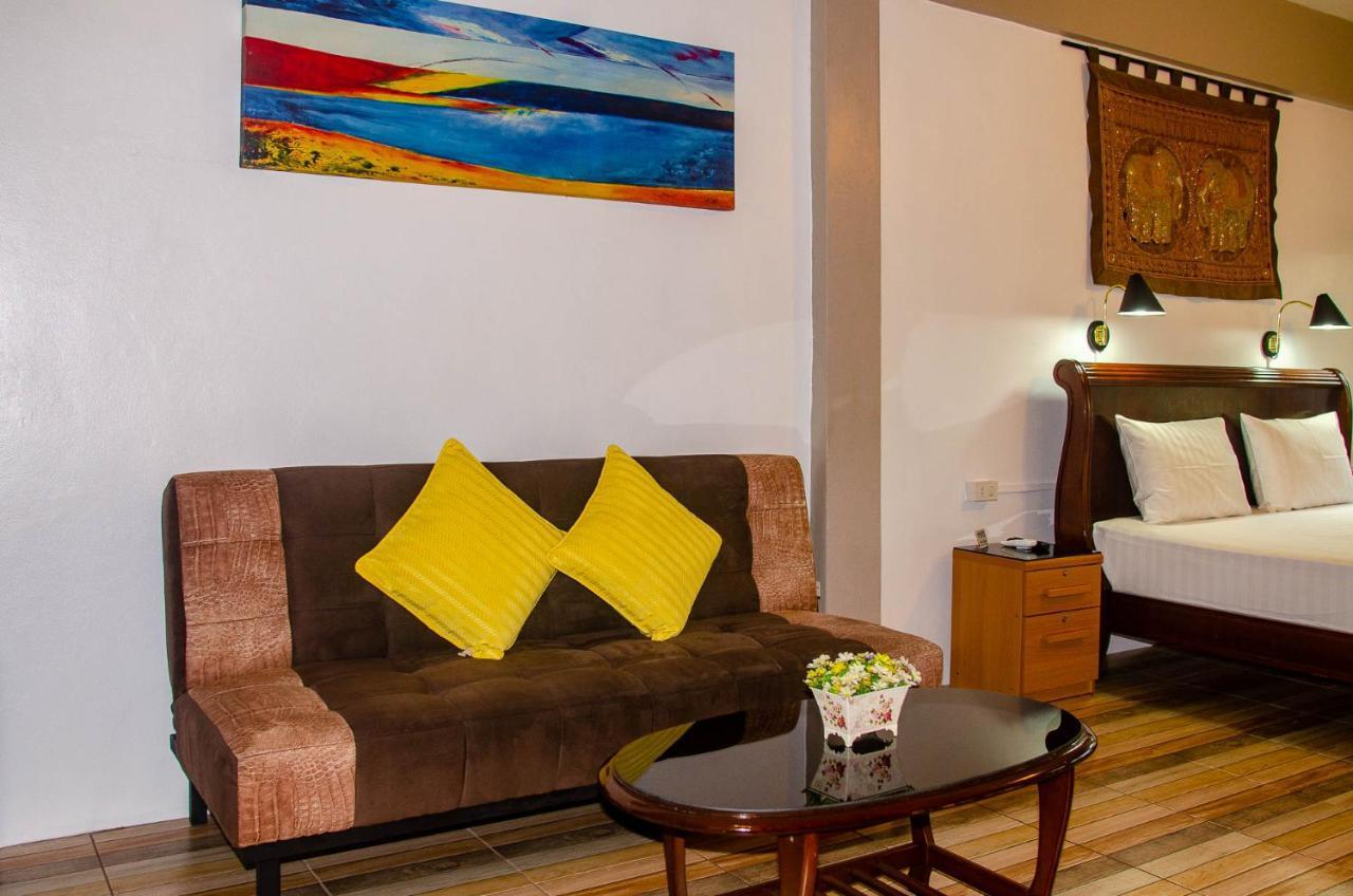 Allstar Guesthouse Karon Ngoại thất bức ảnh