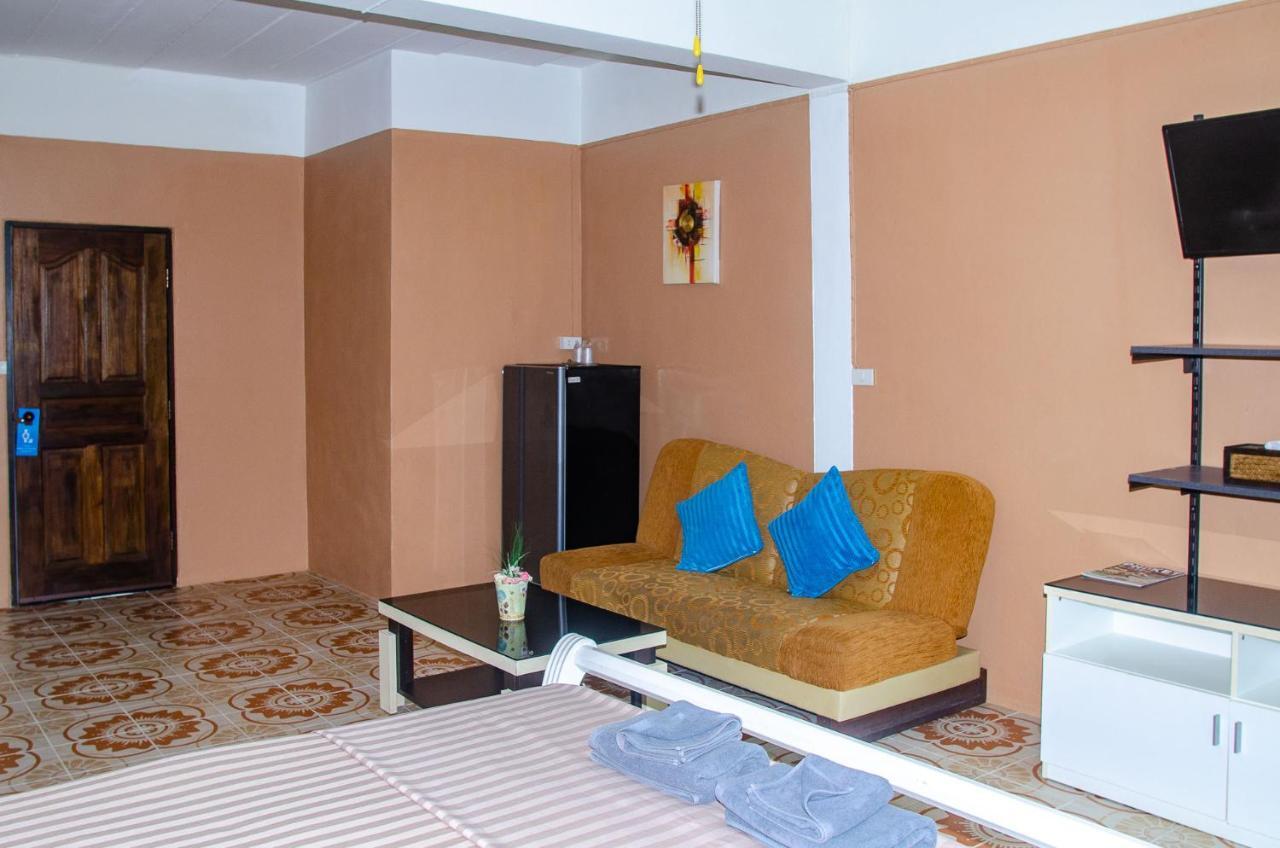 Allstar Guesthouse Karon Ngoại thất bức ảnh